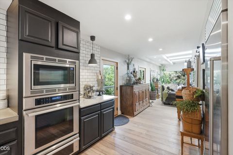 Tiny photo for 5238 Dark Hollow Road, Medford, OR 97501 (MLS # 220223118)