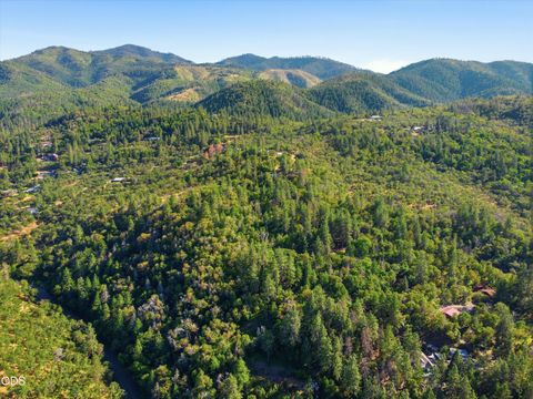 Tiny photo for 5238 Dark Hollow Road, Medford, OR 97501 (MLS # 220223118)