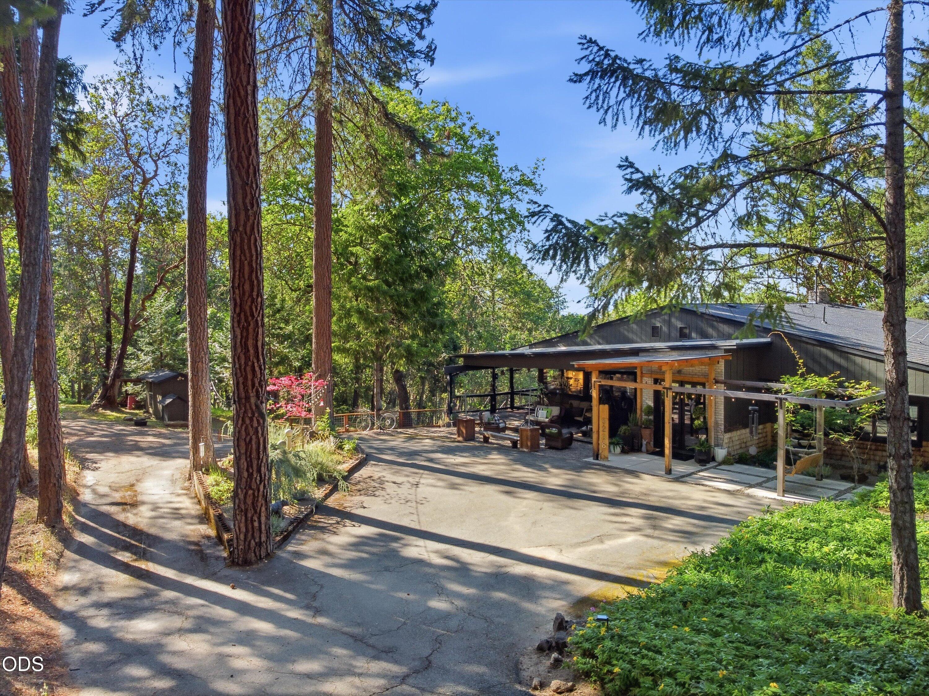 5238 Dark Hollow Road