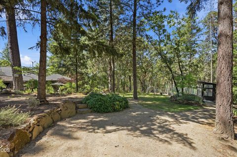 Tiny photo for 5238 Dark Hollow Road, Medford, OR 97501 (MLS # 220223118)