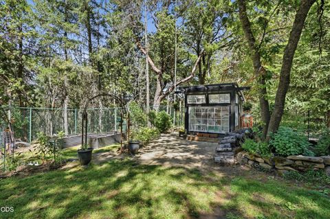 Tiny photo for 5238 Dark Hollow Road, Medford, OR 97501 (MLS # 220223118)