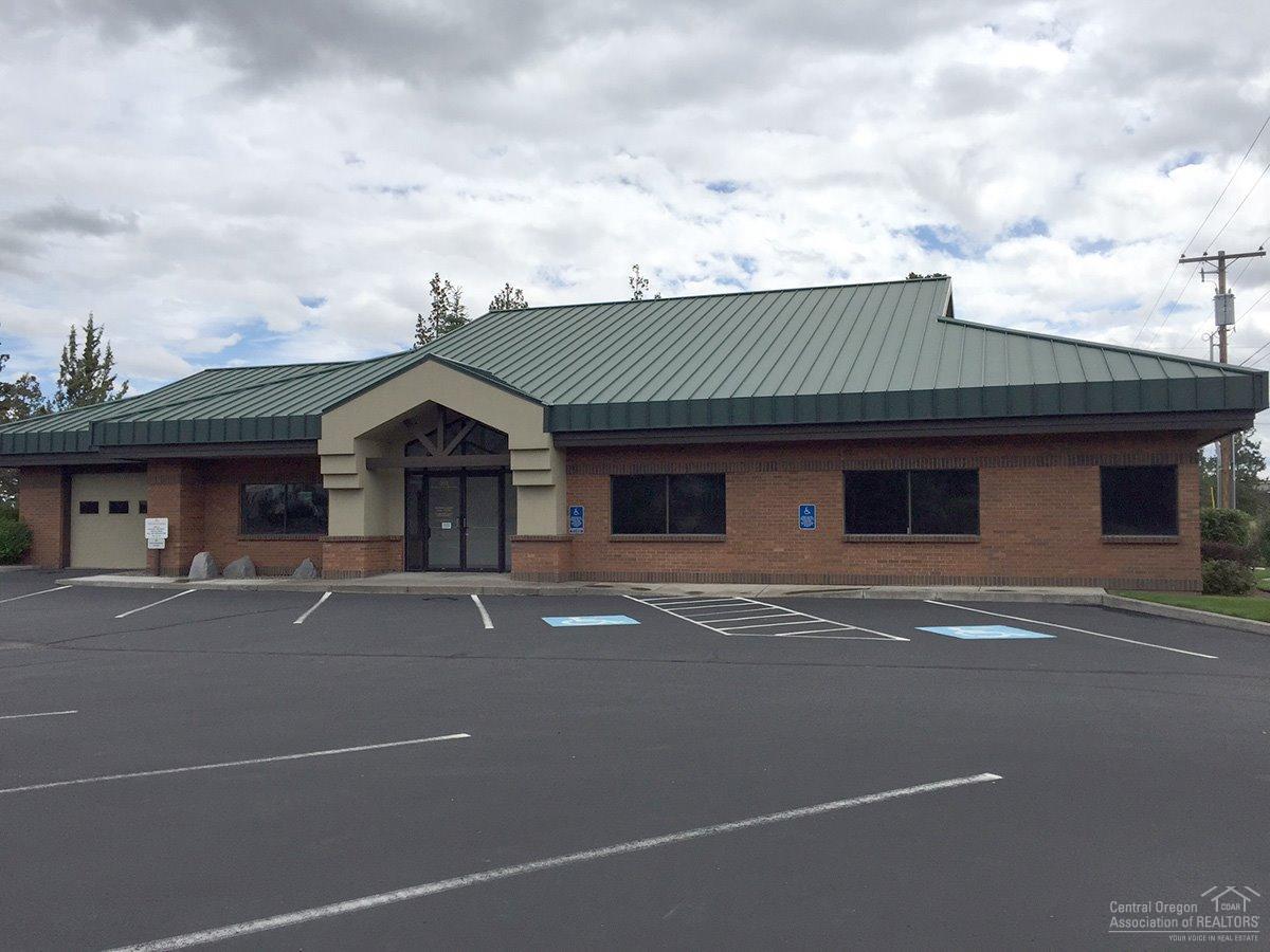 CLAB - Commercial Lease