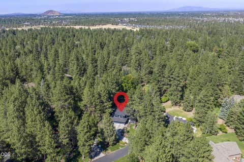 Tiny photo for 20398 Big Bear Court, Bend, OR 97702 (MLS # 220226285)