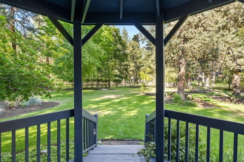 Tiny photo for 20398 Big Bear Court, Bend, OR 97702 (MLS # 220226285)