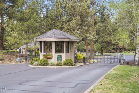 Tiny photo for 20398 Big Bear Court, Bend, OR 97702 (MLS # 220226285)