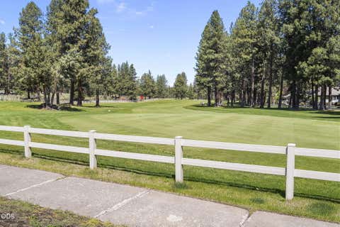 Tiny photo for 20398 Big Bear Court, Bend, OR 97702 (MLS # 220226285)