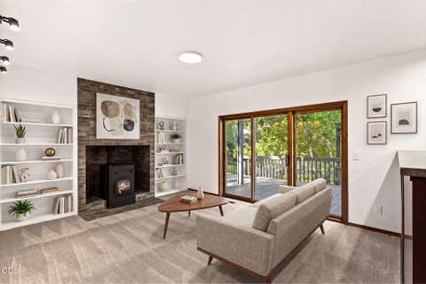 Tiny photo for 20398 Big Bear Court, Bend, OR 97702 (MLS # 220226285)