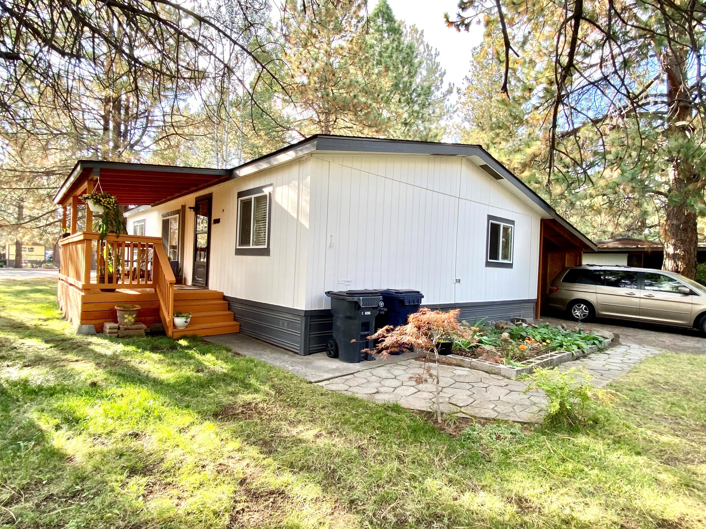 The Pines - Residential