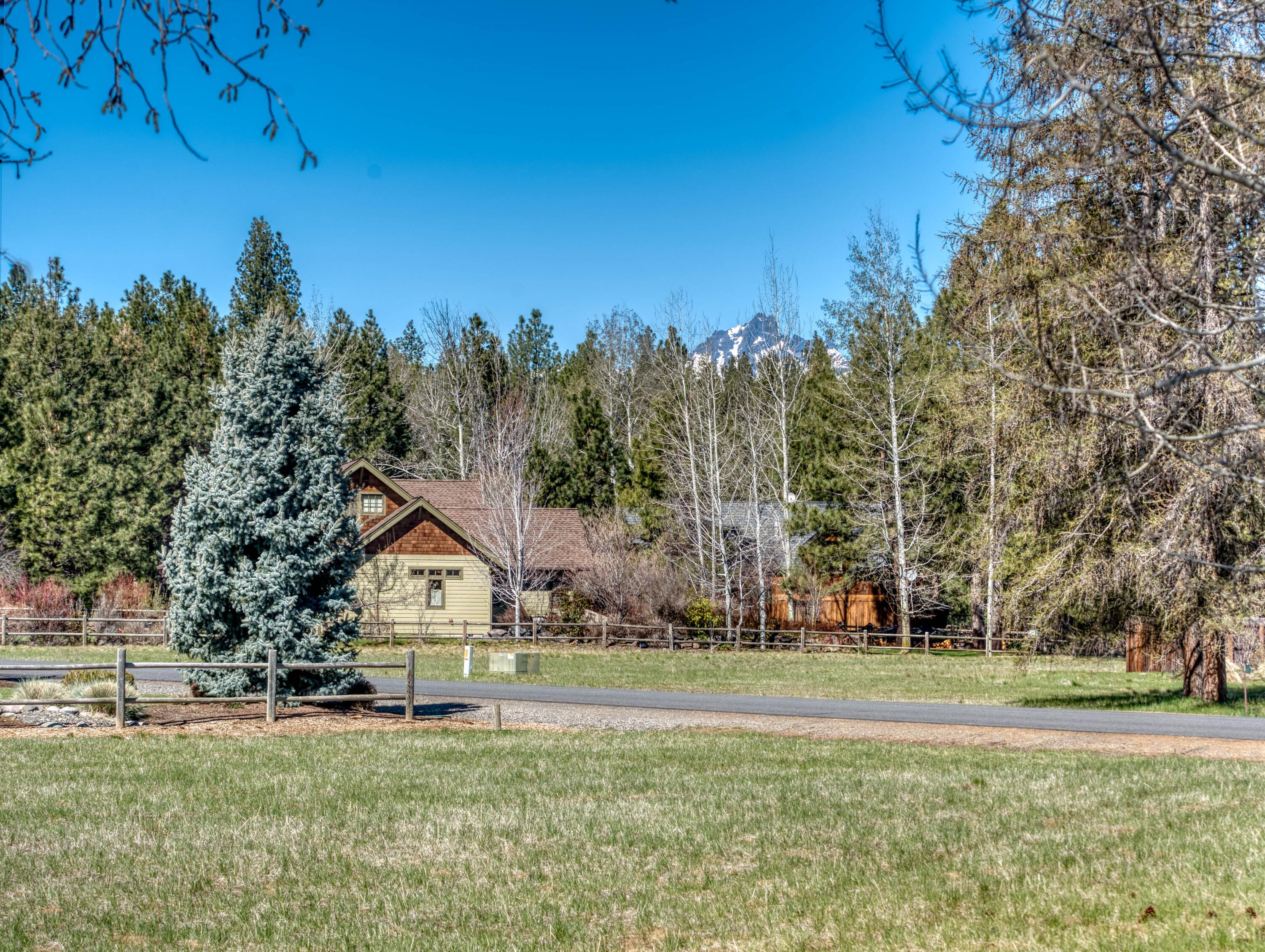 26249 SW Metolius Meadows Drive