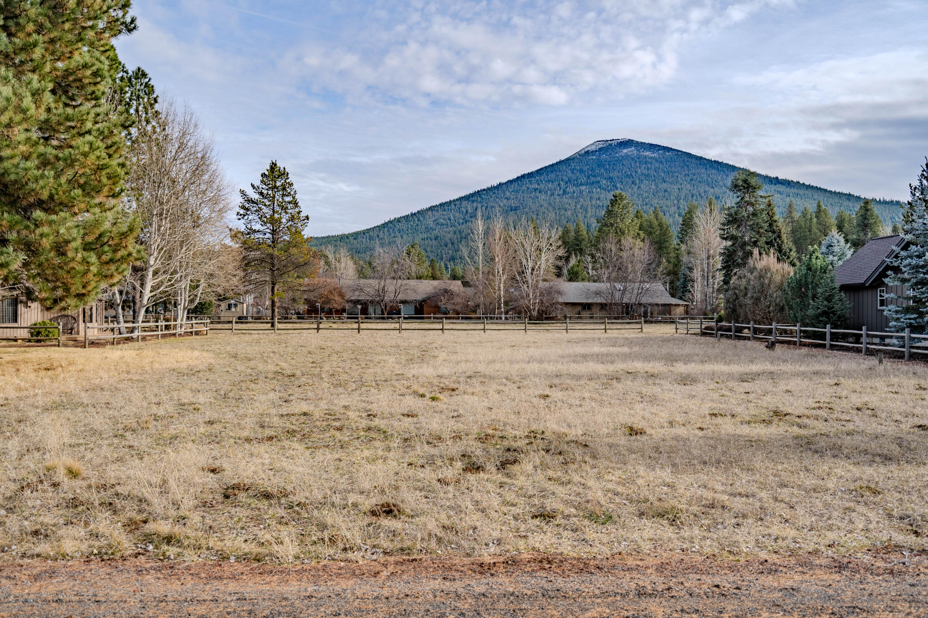 26249 SW Metolius Meadows Drive