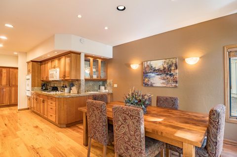 Tiny photo for 57046 Peppermill Circle #26-B, Sunriver, OR 97707 (MLS # 220210232)