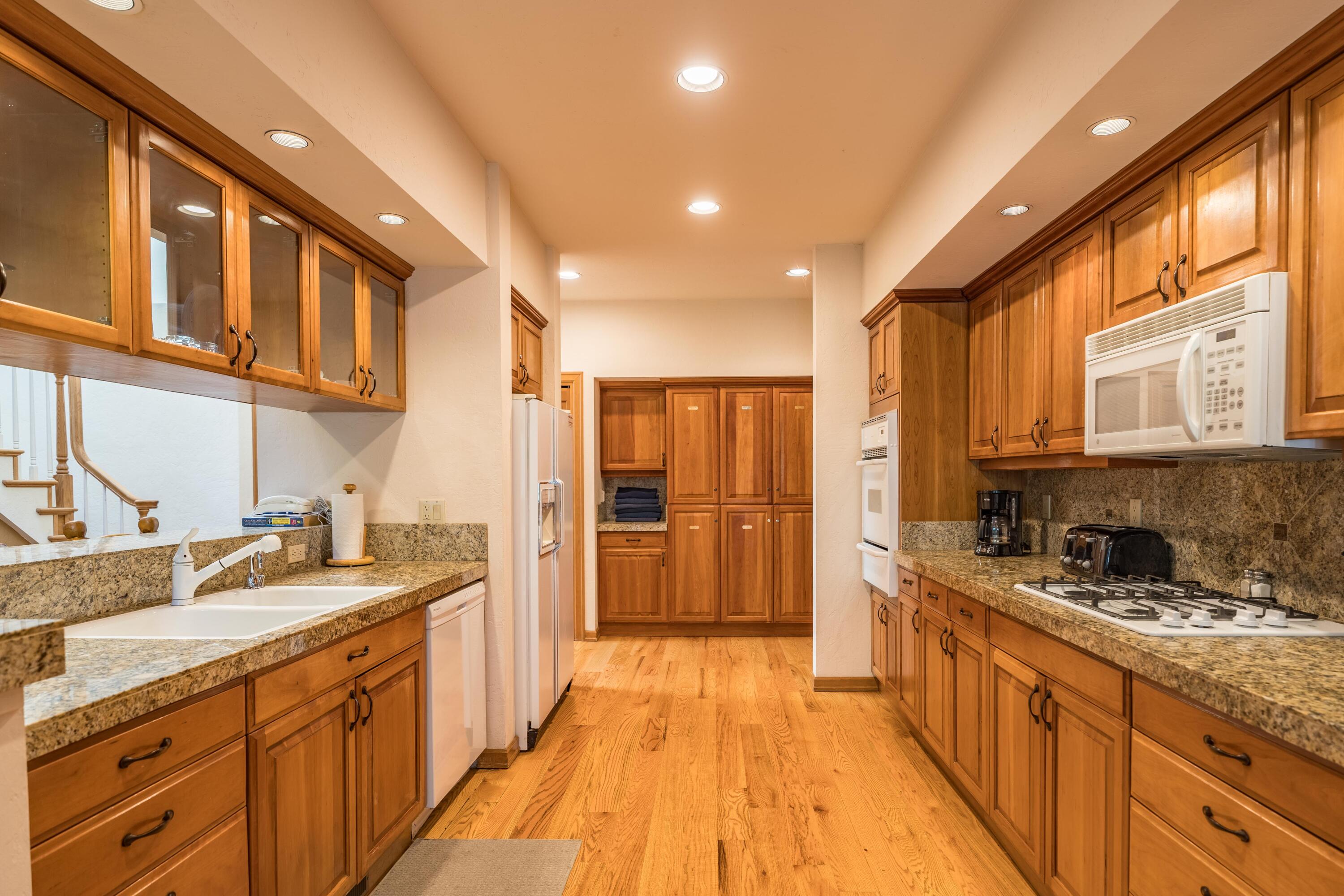 StoneTH - Residential