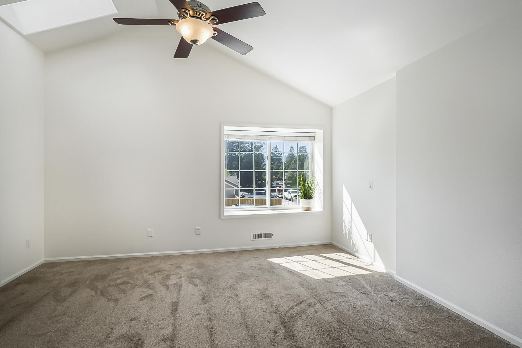 Deer Pointe Village - Residential