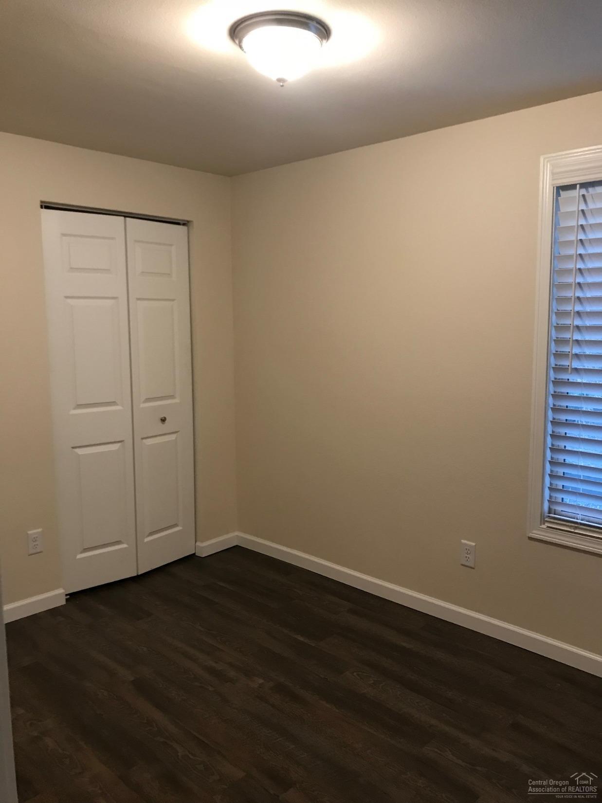 Burning Tree Vill - Residential