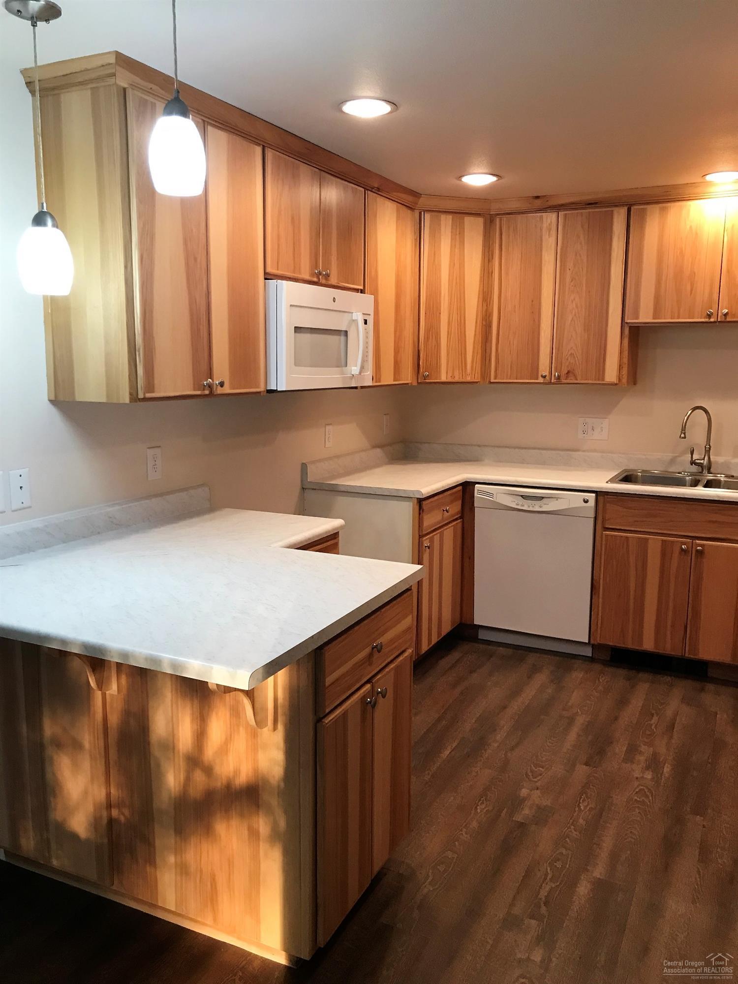 Burning Tree Vill - Residential