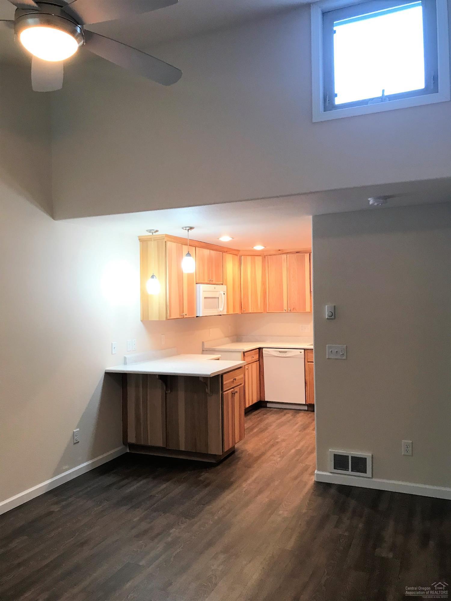 Burning Tree Vill - Residential