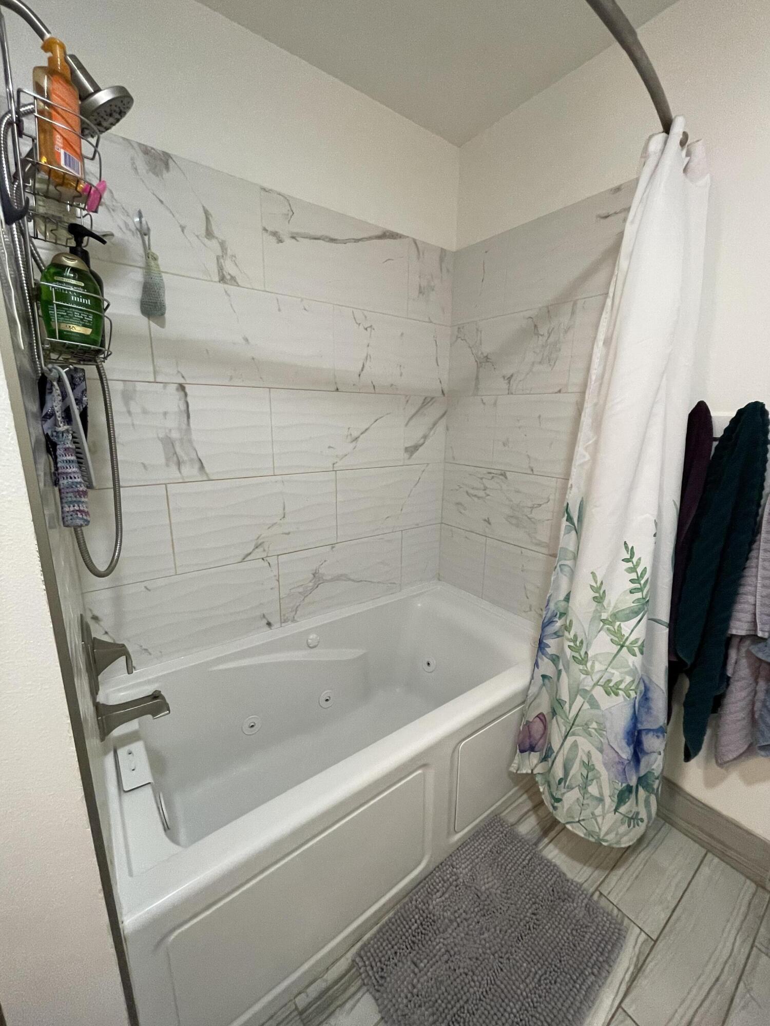 Gabberts Second Addition To Myrlte Creek - Residential