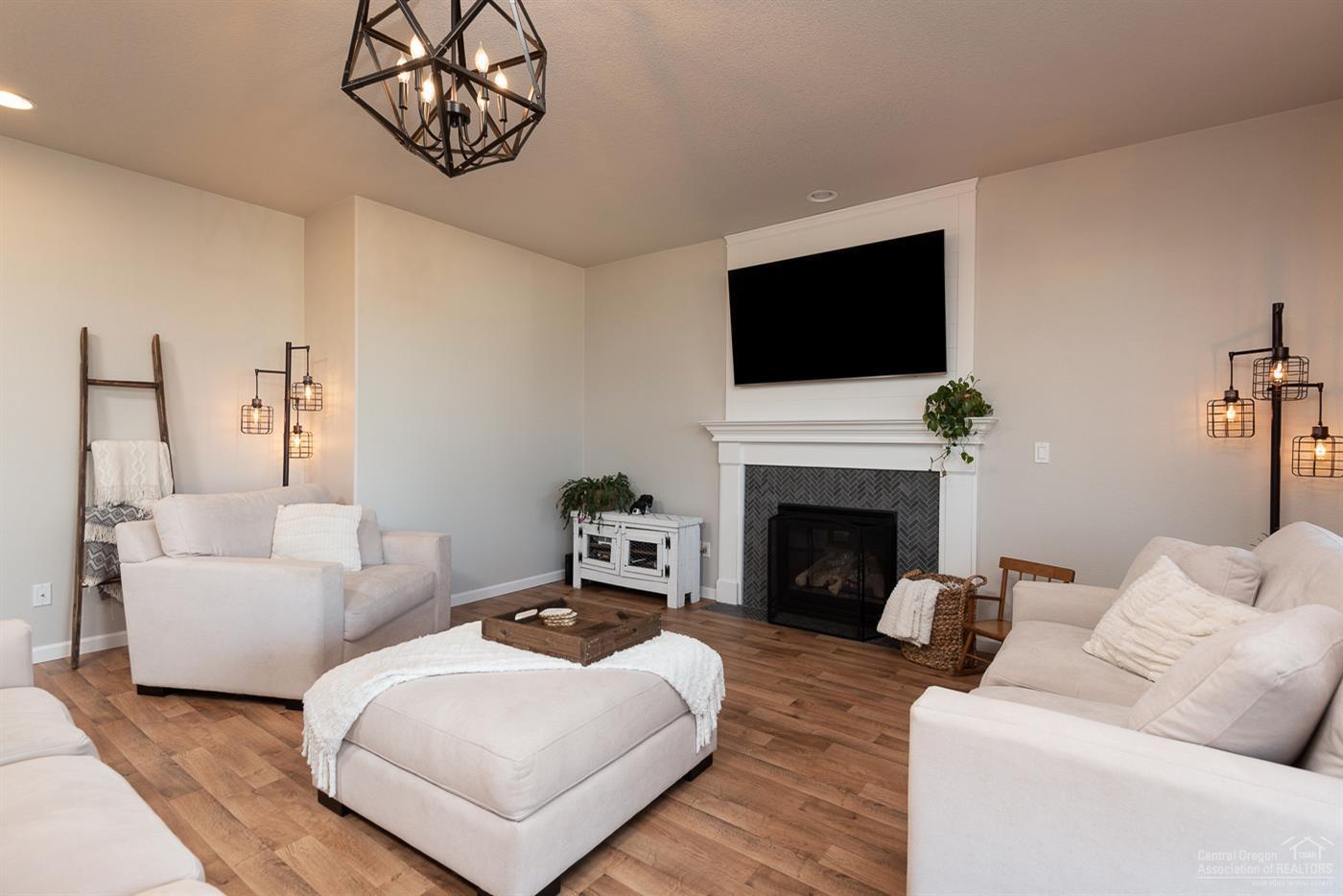 Summit Crest - Residential