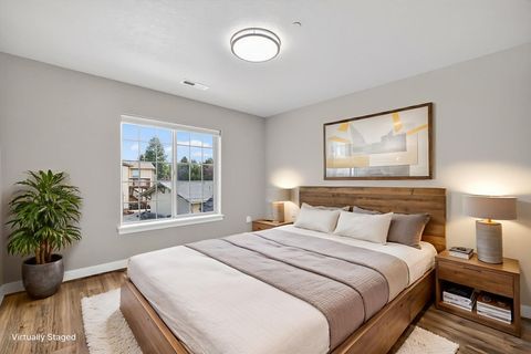 Tiny photo for 161 SE Rice Way, Bend, OR 97702 (MLS # 220215259)