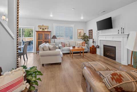 Tiny photo for 16512 Pine Creek Drive, La Pine, OR 97739 (MLS # 220224309)