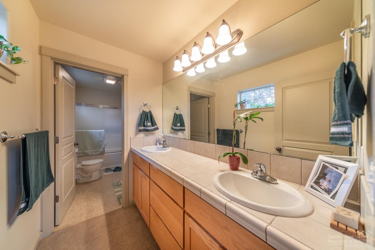 NorthWest Crossing - Residential Income