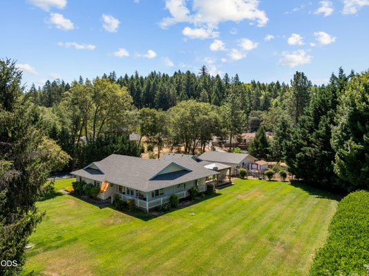 181 JO CREEK PL, MERLIN, OR 97532 - Image c3f64c55fbc0505fc1dca4d4c59ffffa/3025901508