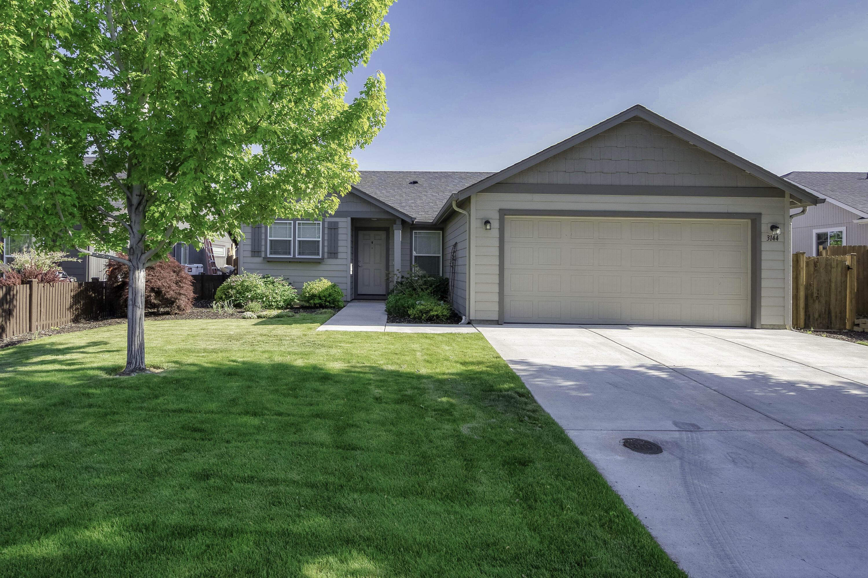 3144 SW Cascade Avenue
