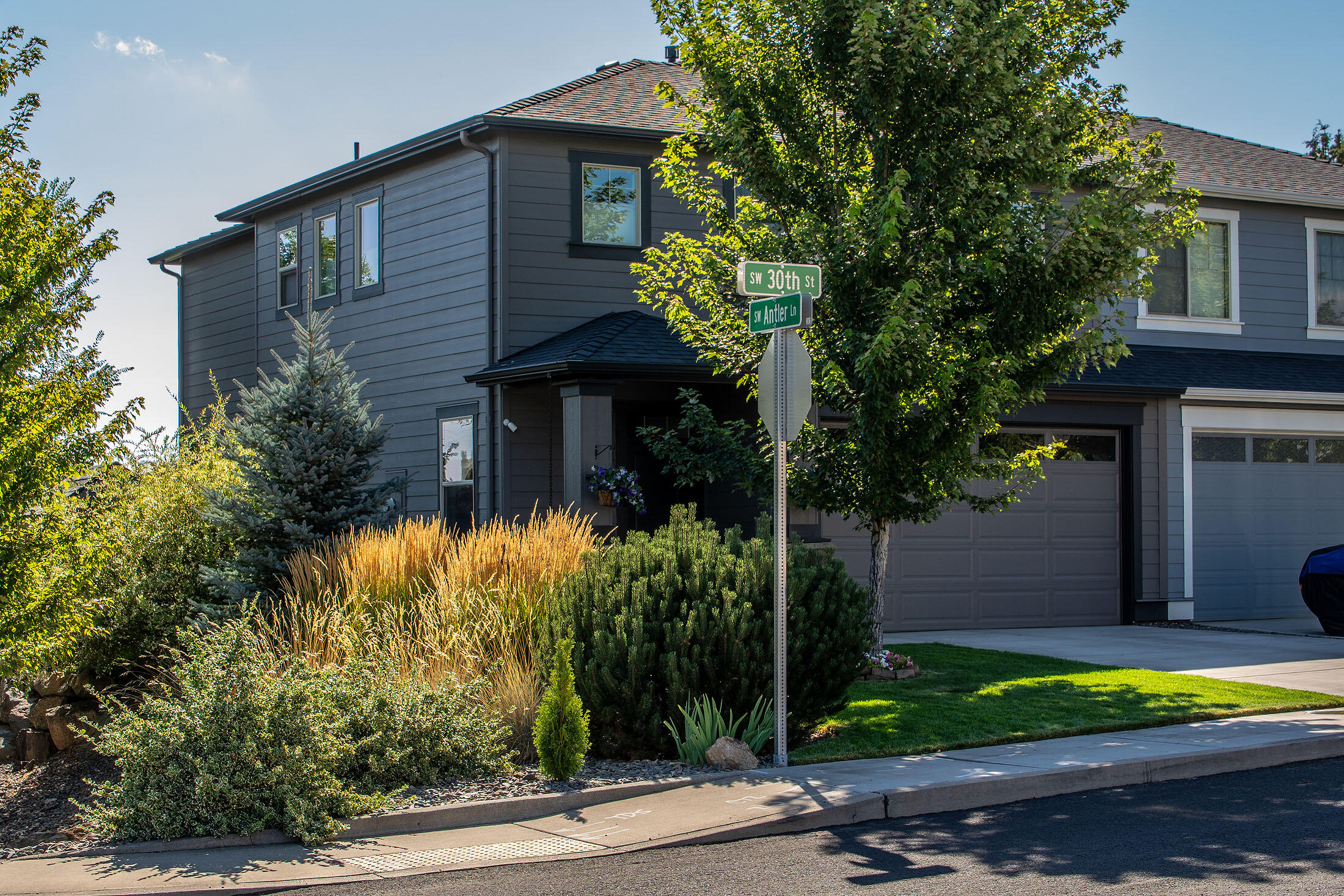 150 SW 30th Street