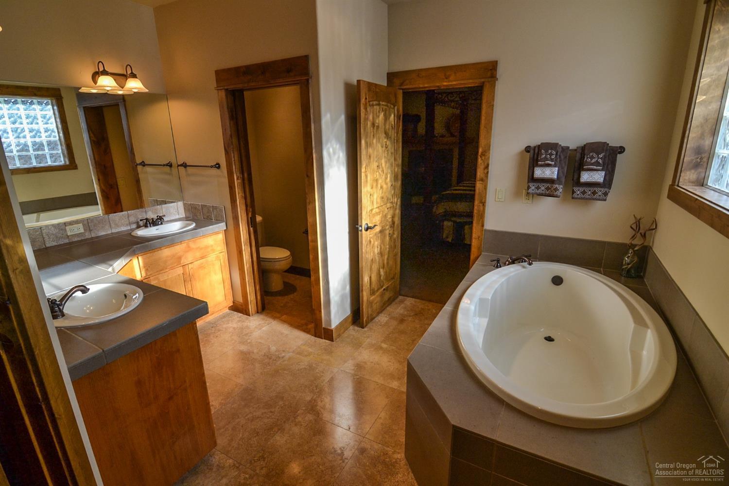 Eagle Crest - Residential