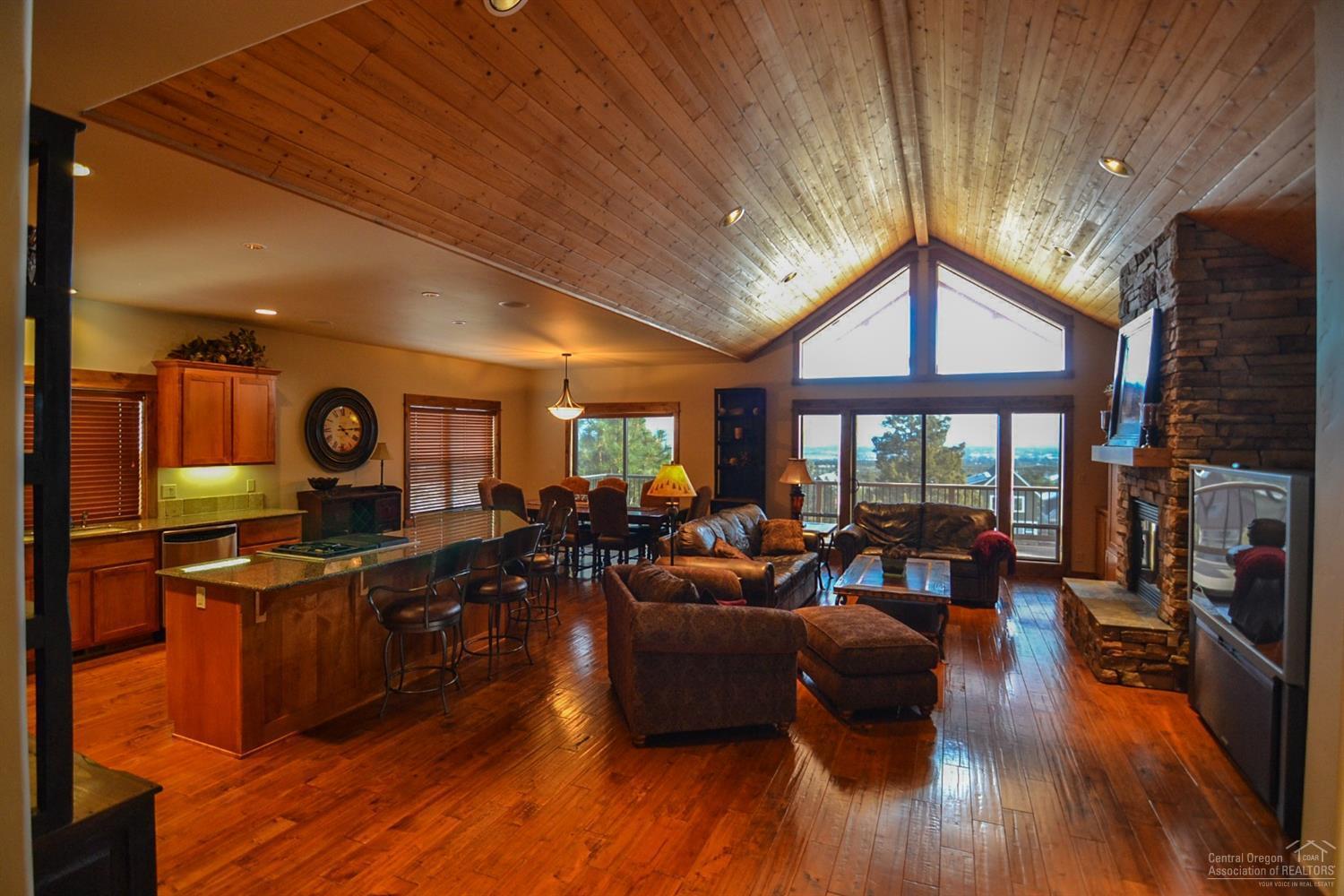 Eagle Crest - Residential