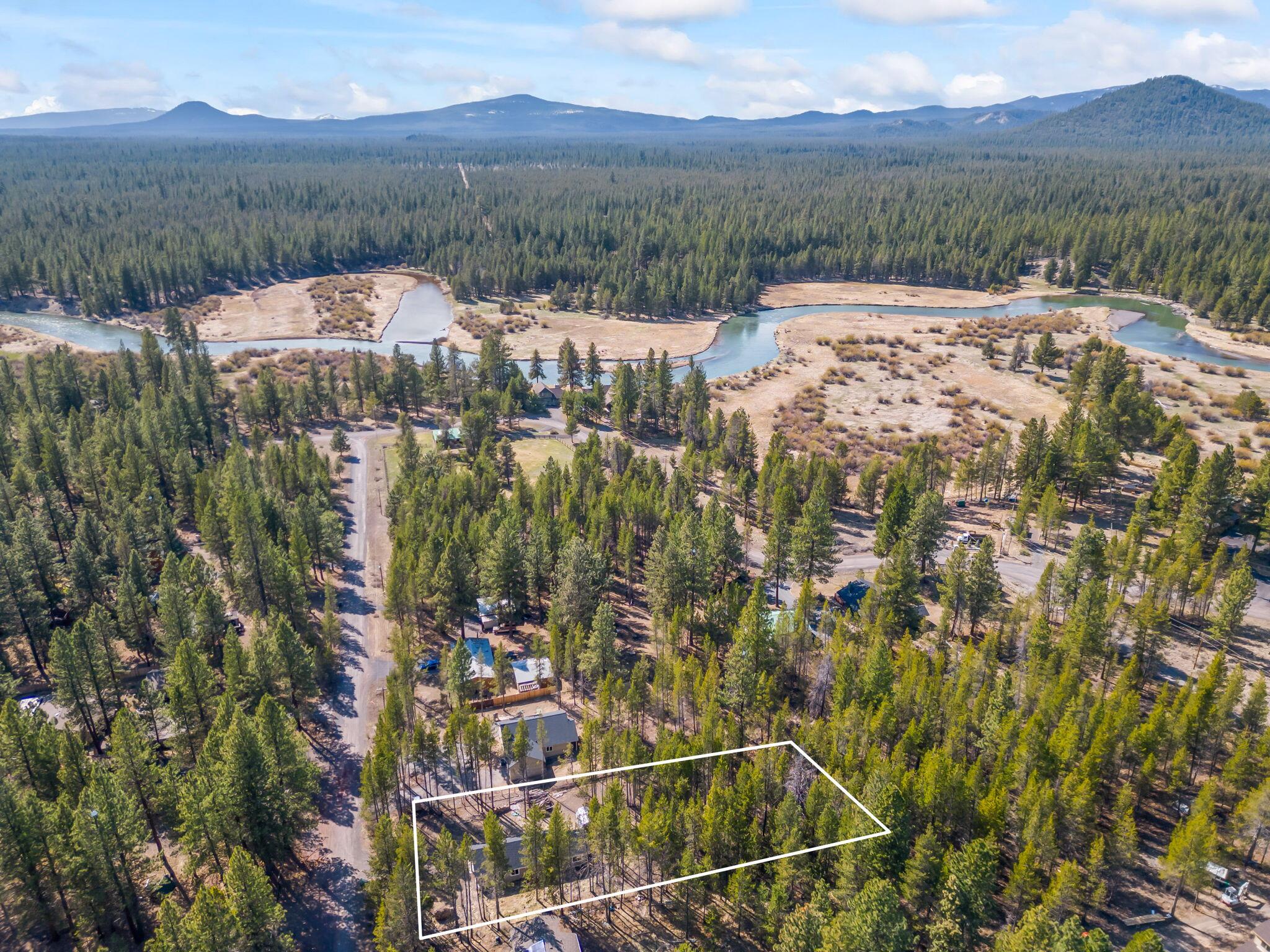 Bend, Oregon 97707, United States, 3 Bedrooms Bedrooms, ,2 BathroomsBathrooms,Residential,Active,115157