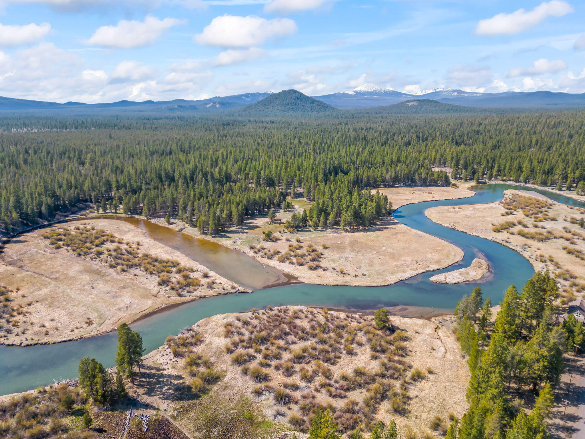 Bend, Oregon 97707, United States, 3 Bedrooms Bedrooms, ,2 BathroomsBathrooms,Residential,Active,115157
