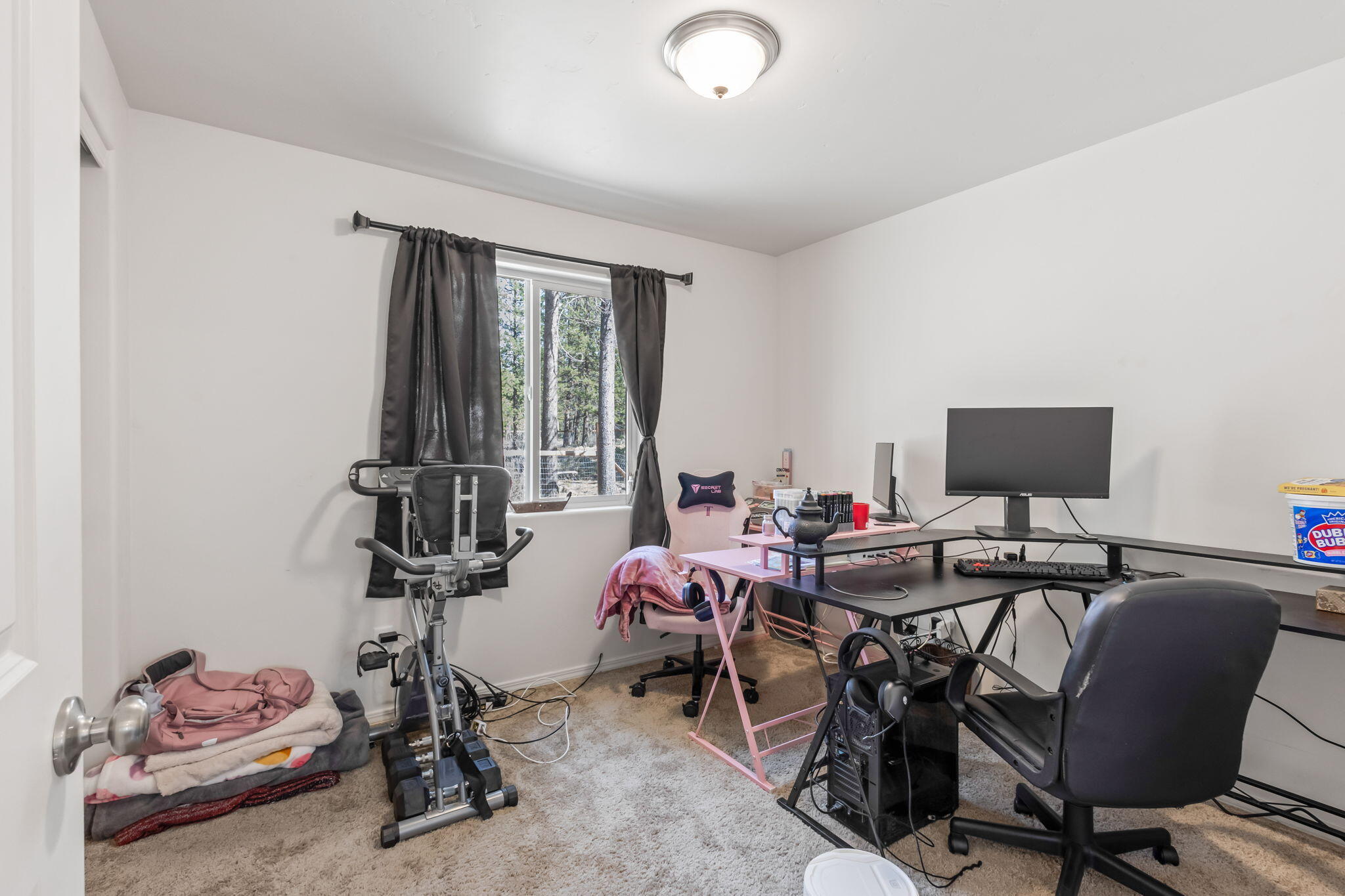 Bend, Oregon 97707, United States, 3 Bedrooms Bedrooms, ,2 BathroomsBathrooms,Residential,Active,115157