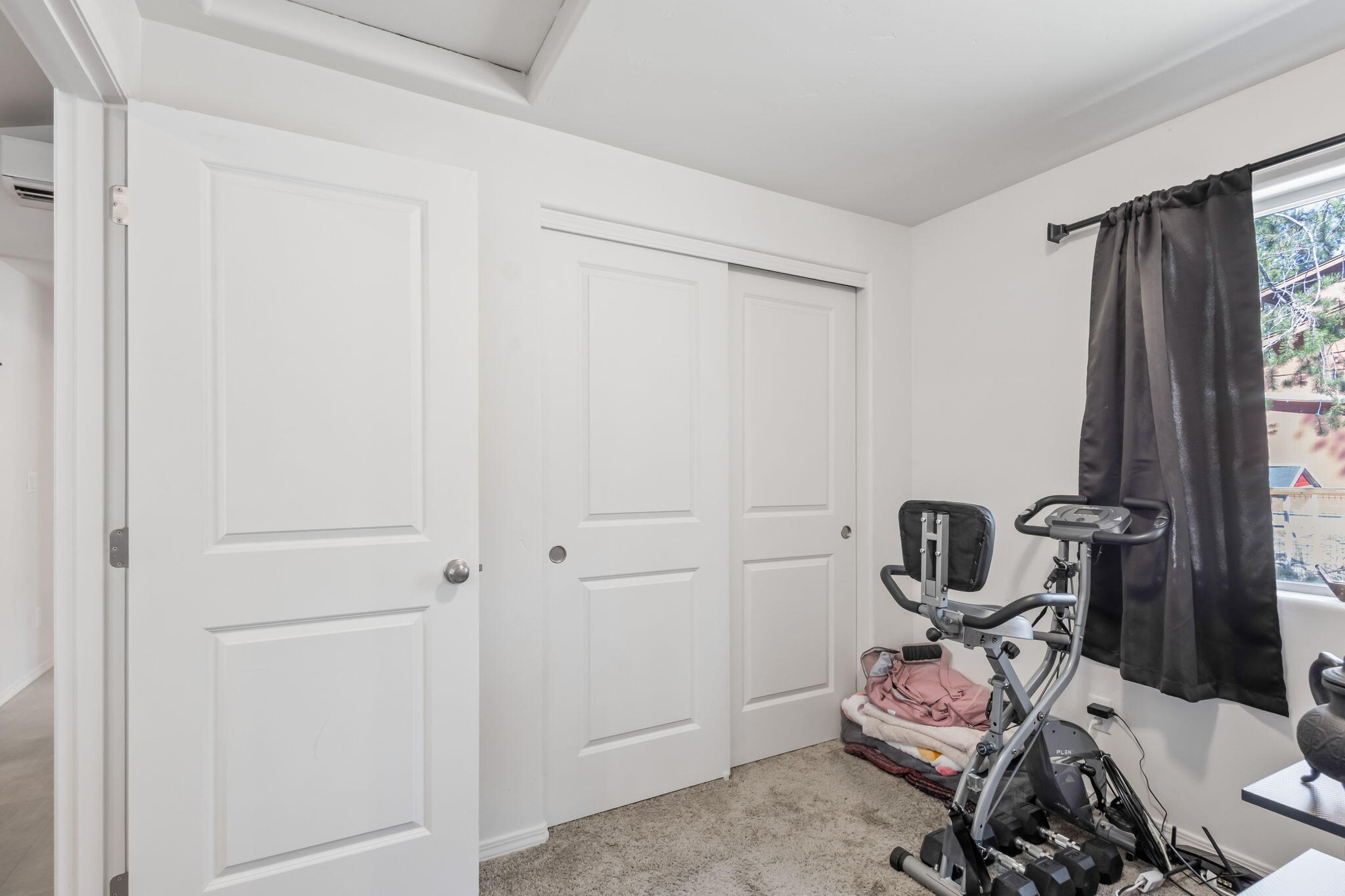 Bend, Oregon 97707, United States, 3 Bedrooms Bedrooms, ,2 BathroomsBathrooms,Residential,Active,115157