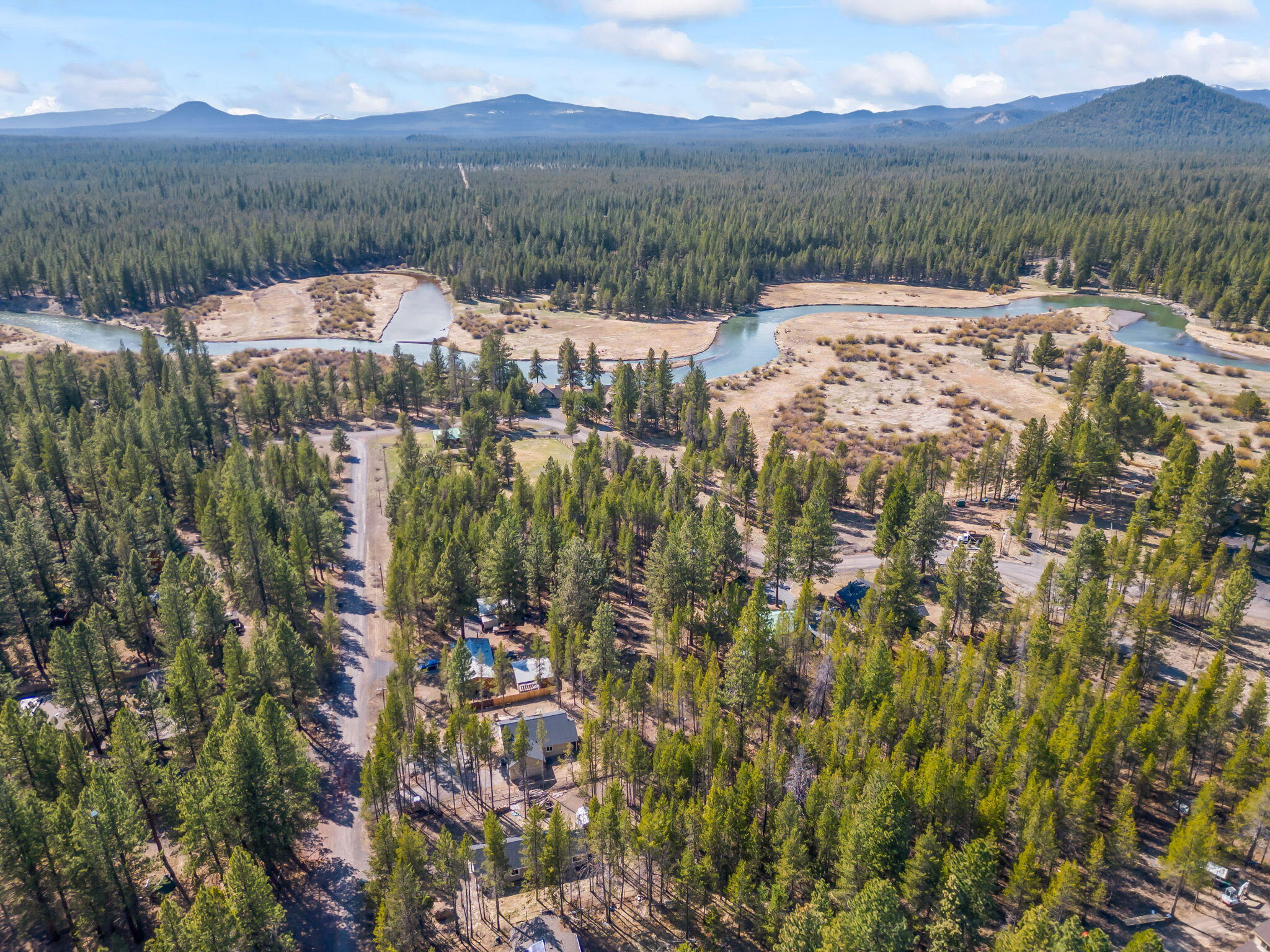 Bend, Oregon 97707, United States, 3 Bedrooms Bedrooms, ,2 BathroomsBathrooms,Residential,Active,115157