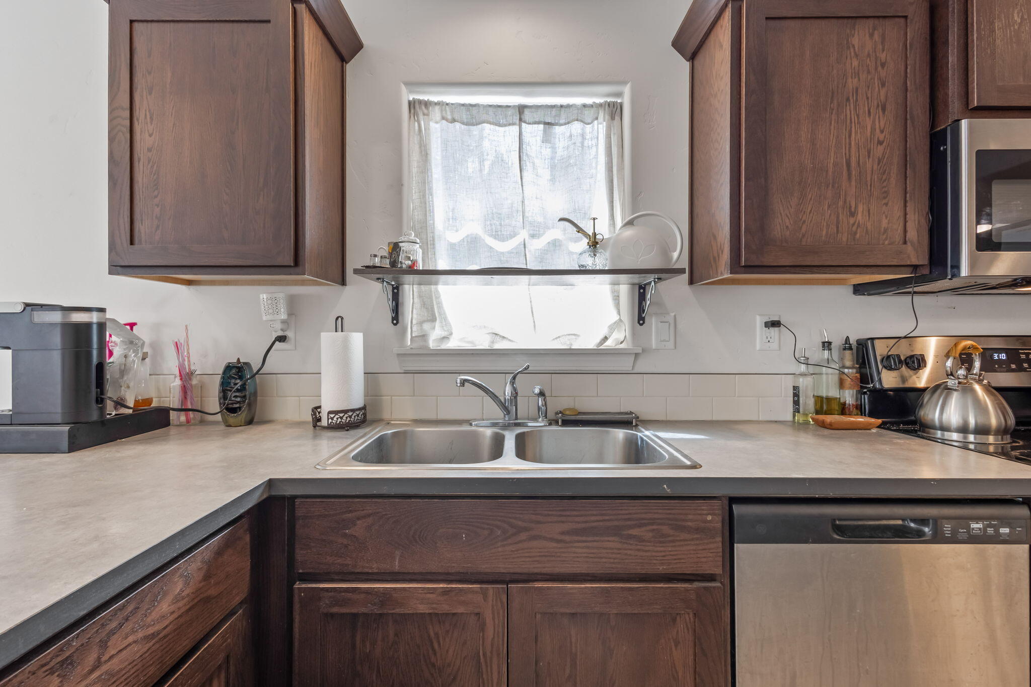 Bend, Oregon 97707, United States, 3 Bedrooms Bedrooms, ,2 BathroomsBathrooms,Residential,Active,115157