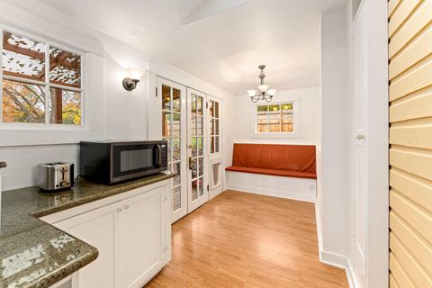 Tiny photo for 600 NW Elm Street, Grants Pass, OR 97526 (MLS # 220212192)