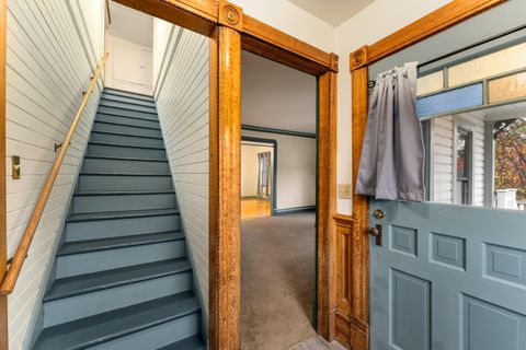 Tiny photo for 600 NW Elm Street, Grants Pass, OR 97526 (MLS # 220212192)