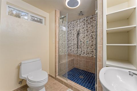 Tiny photo for 600 NW Elm Street, Grants Pass, OR 97526 (MLS # 220212192)