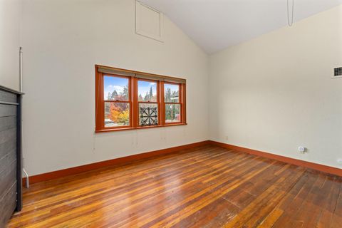 Tiny photo for 600 NW Elm Street, Grants Pass, OR 97526 (MLS # 220212192)