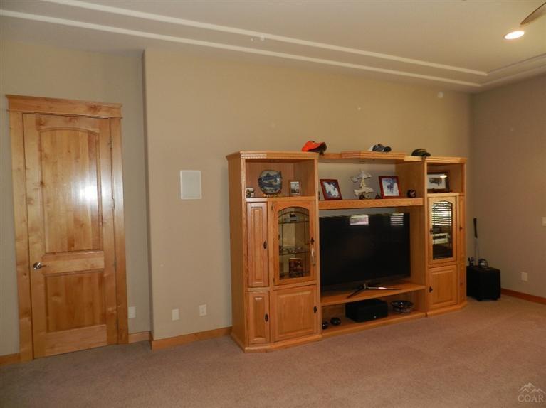 Skyliner Summit - Residential