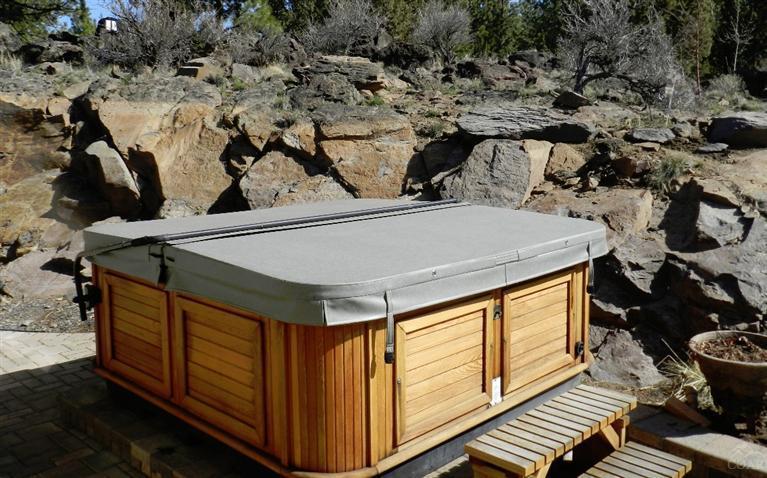 Skyliner Summit - Residential