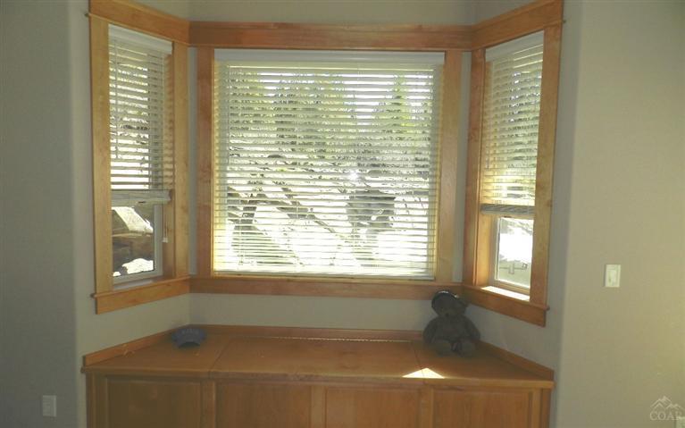 Skyliner Summit - Residential