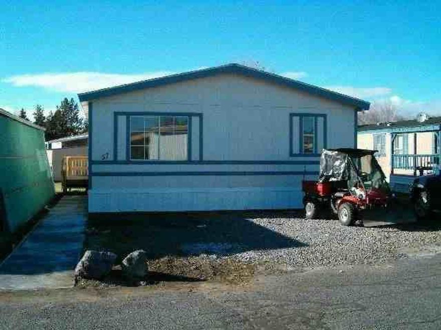 Park Rent $252/Mo. Buyer Must Execute 2 Year Lease. 1st 3 Months At $199/Mo. New Carpet And Linoleum