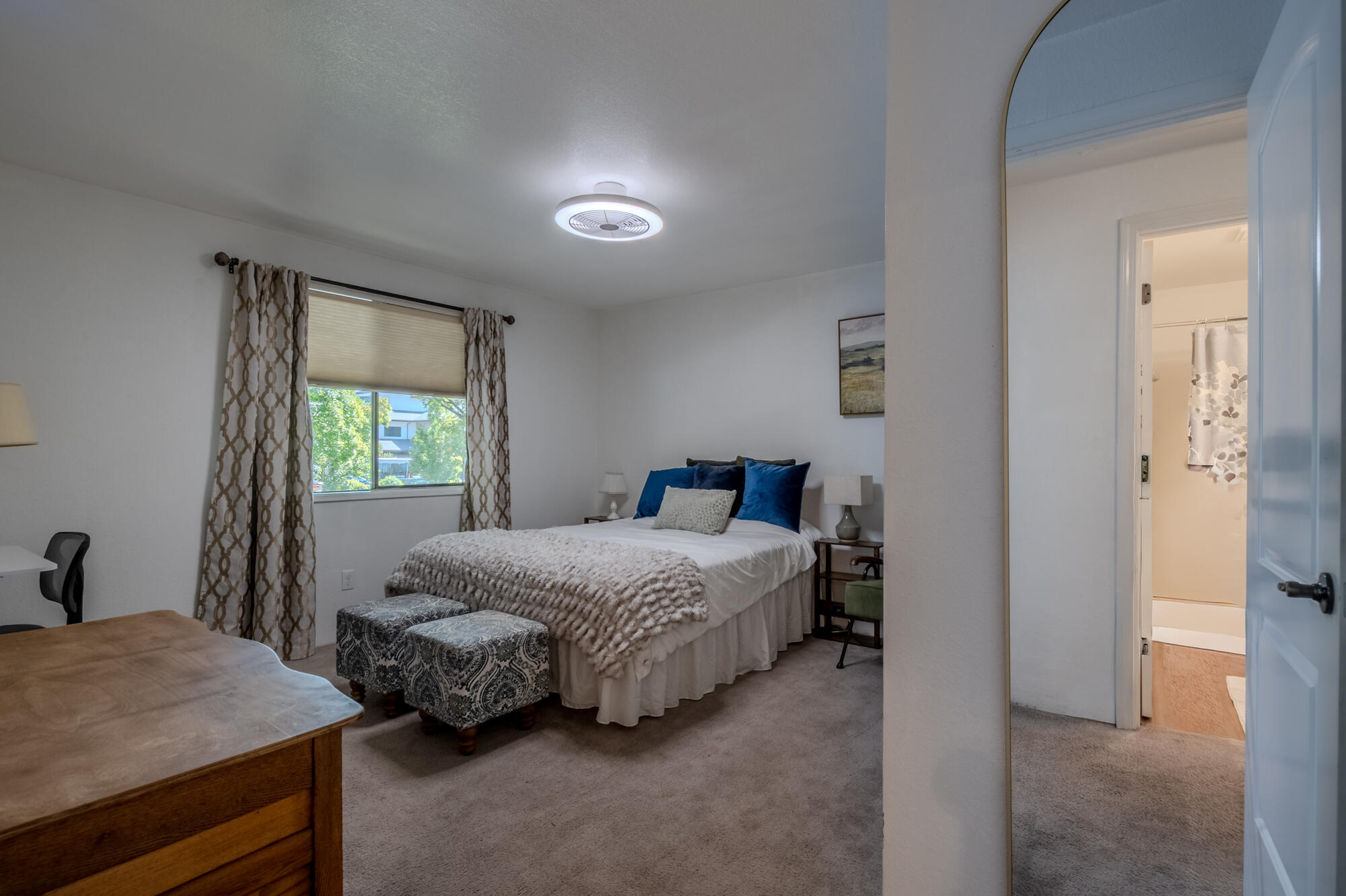 Colonial Park - Residential