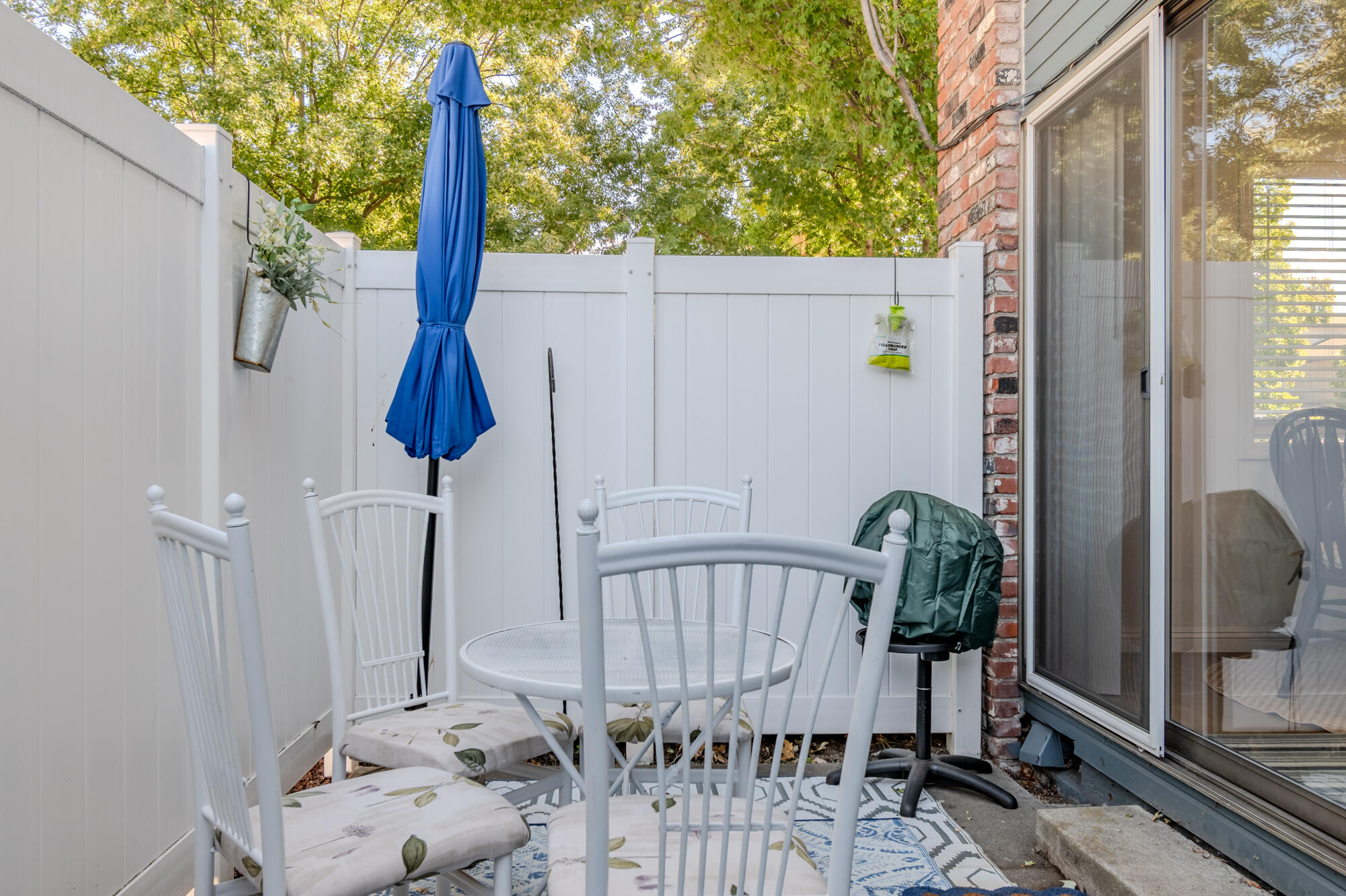 Colonial Park - Residential