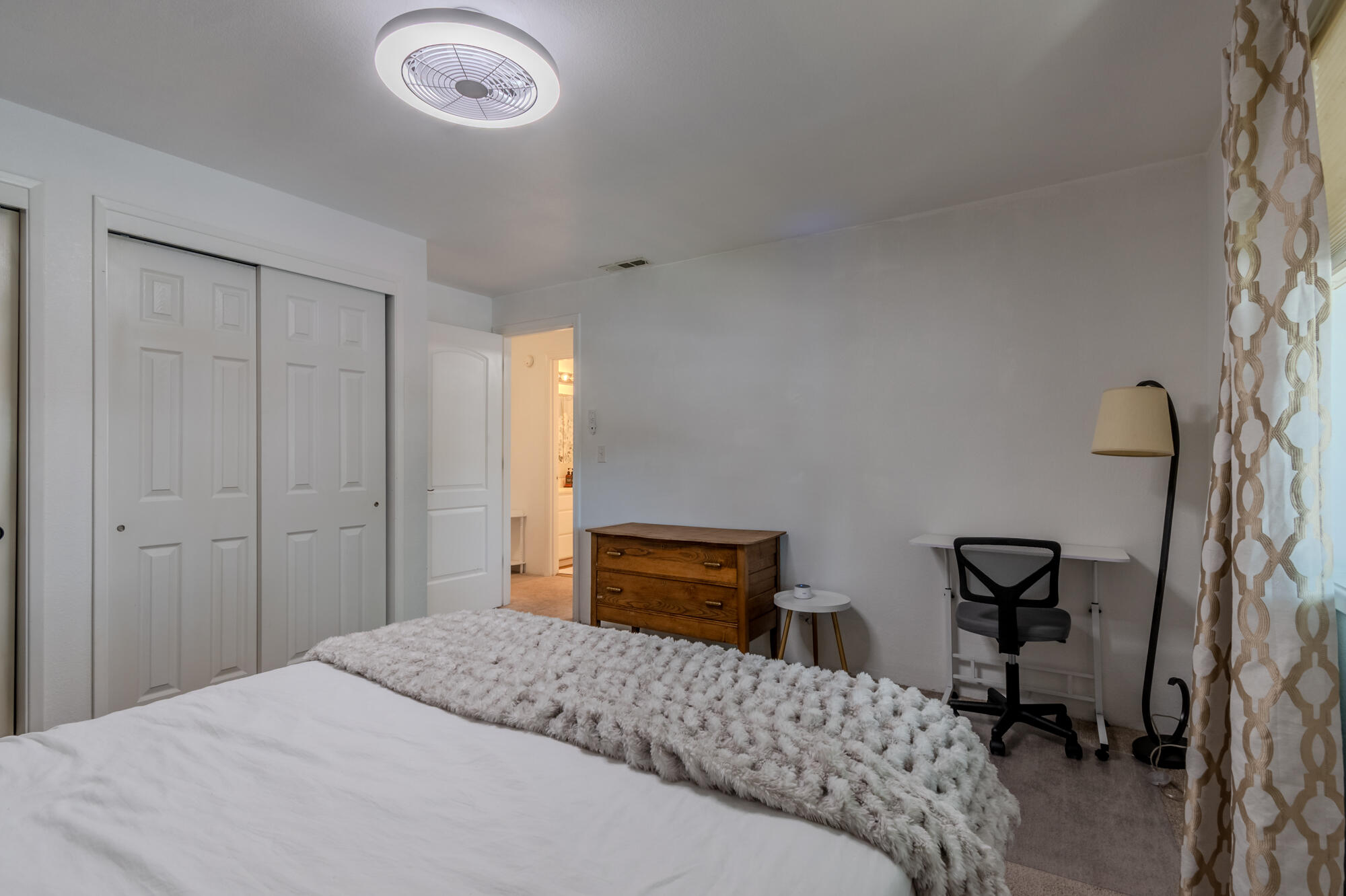 Colonial Park - Residential