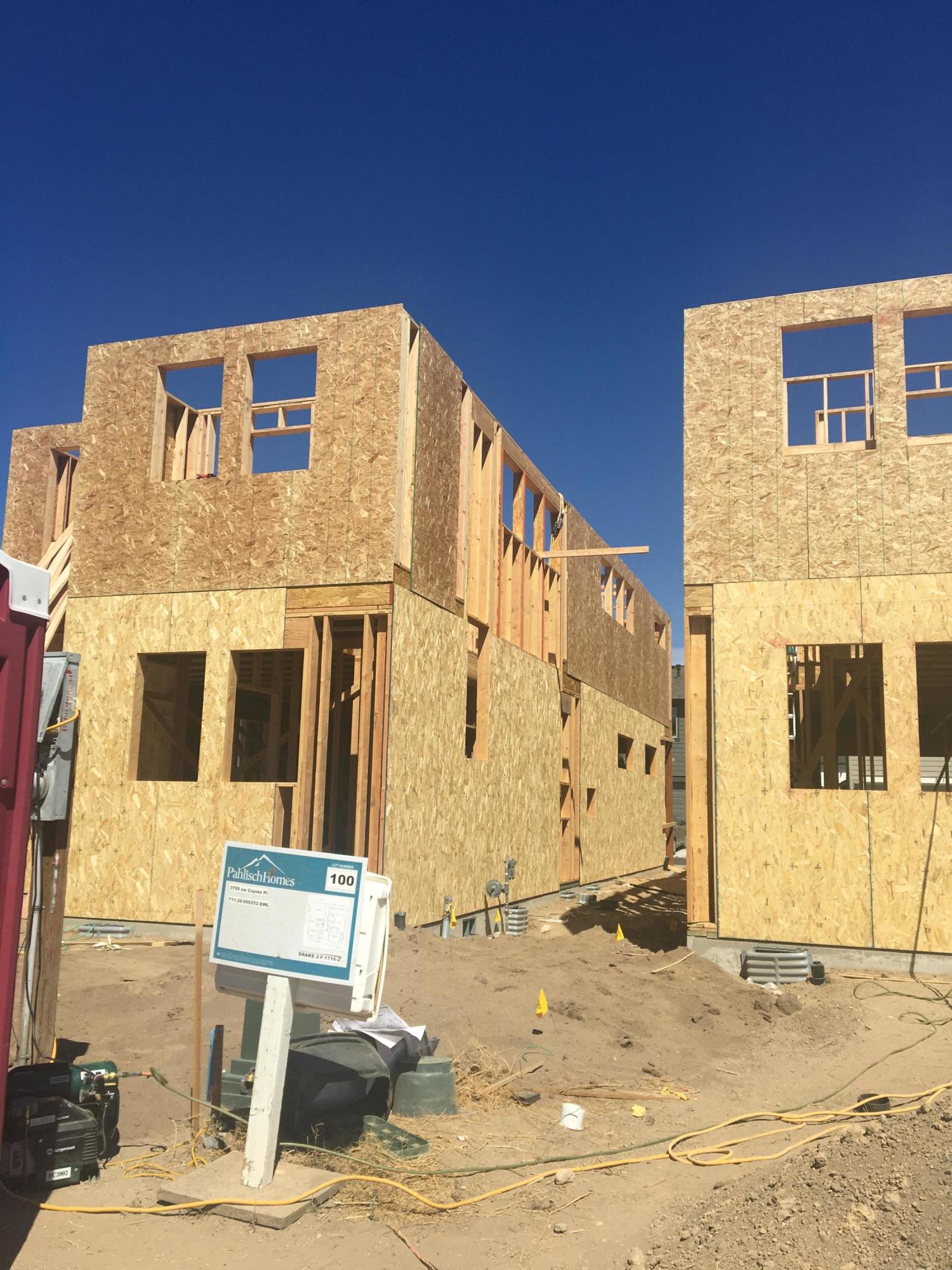 Triple Ridge - Residential