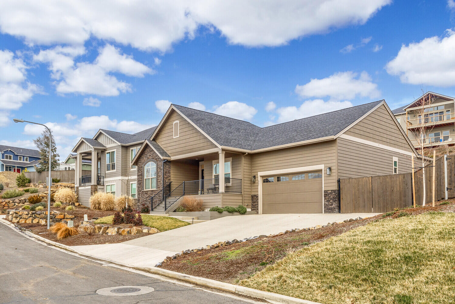 Bella Vista Heights Phases 1 & 2 - Residential