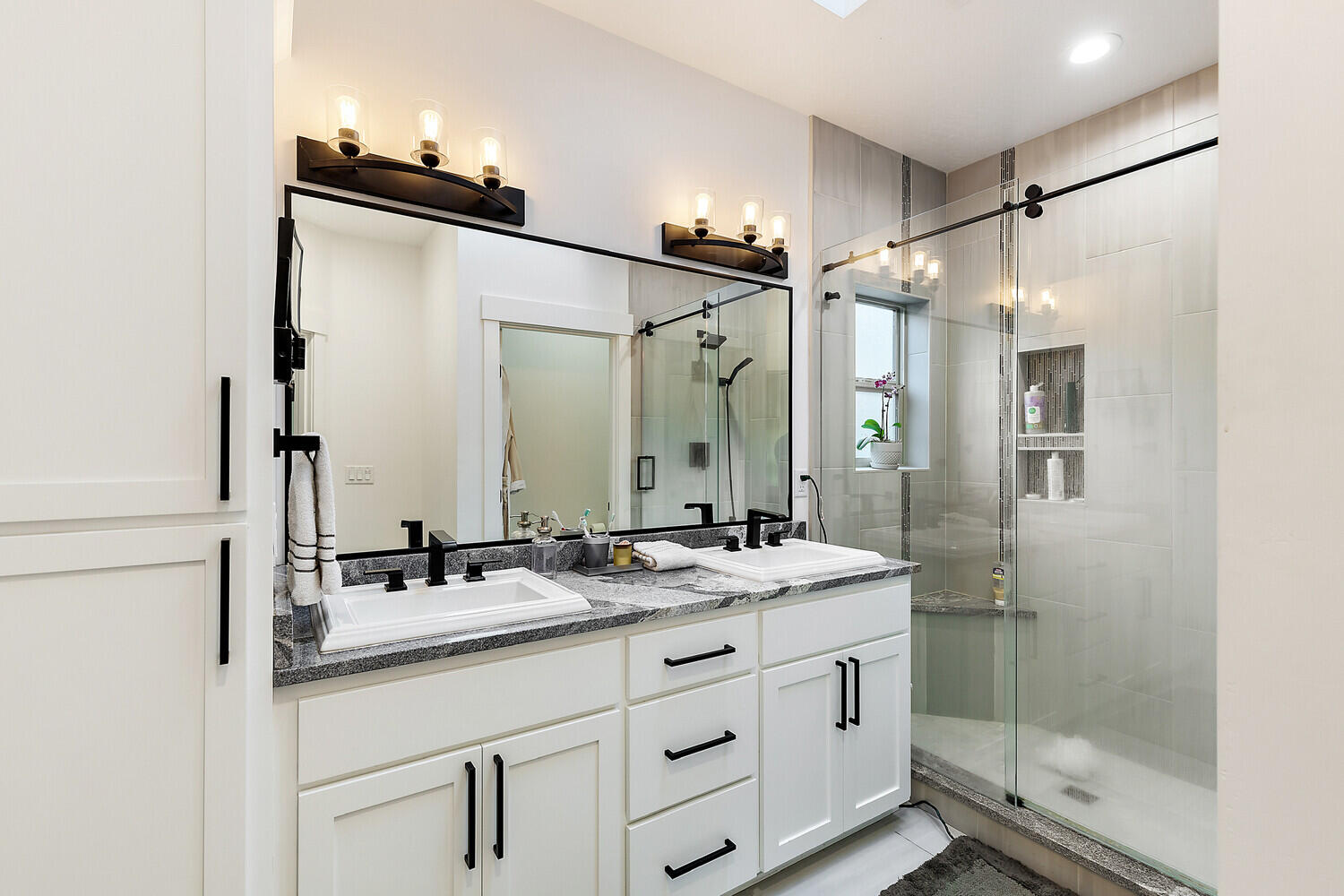 Bella Vista Heights Phases 1 & 2 - Residential